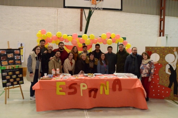 El IES Los Montes celebra la II Feria de los Países como símbolo de convivencia, diversidad y cultura de paz